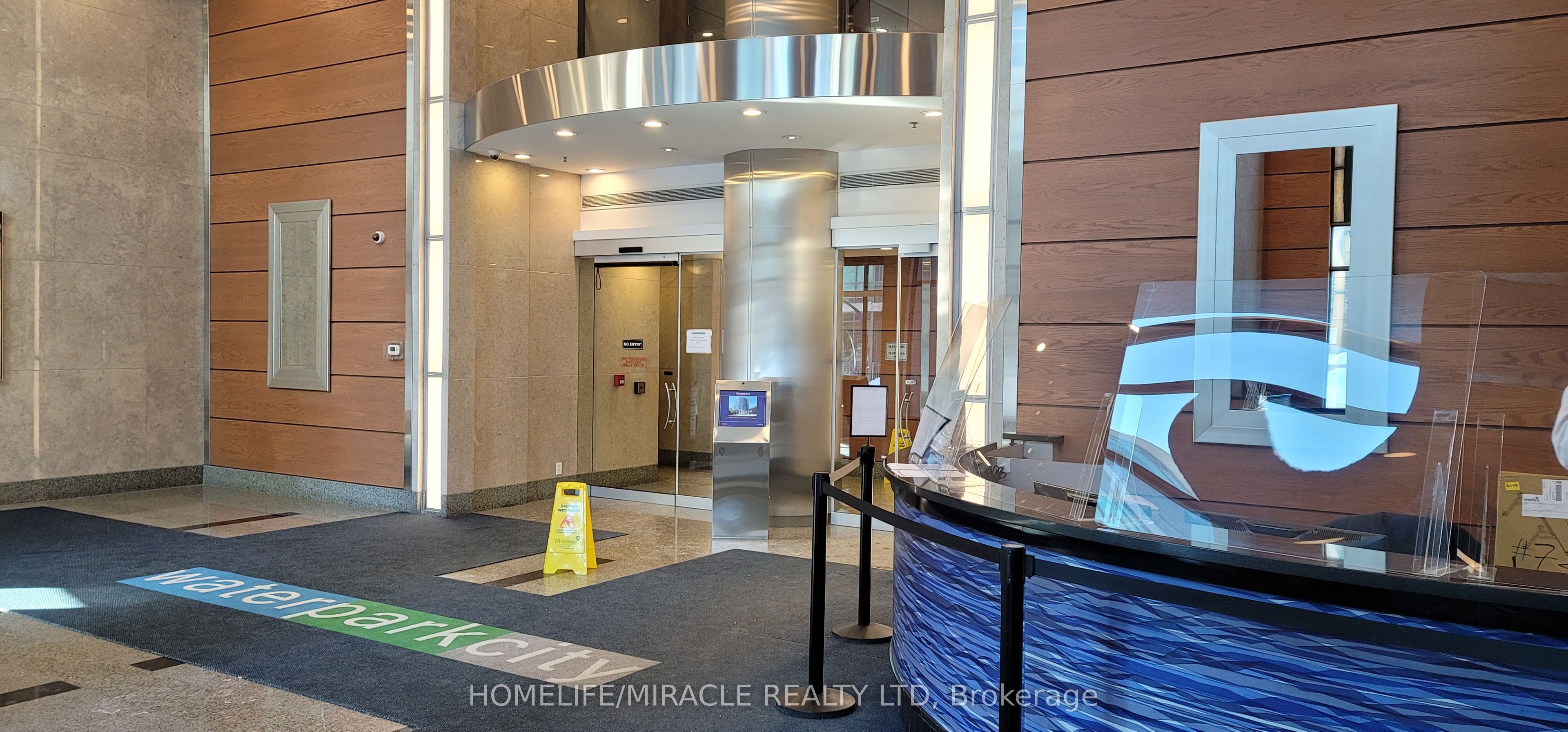 219 Fort York Boulevard 2412