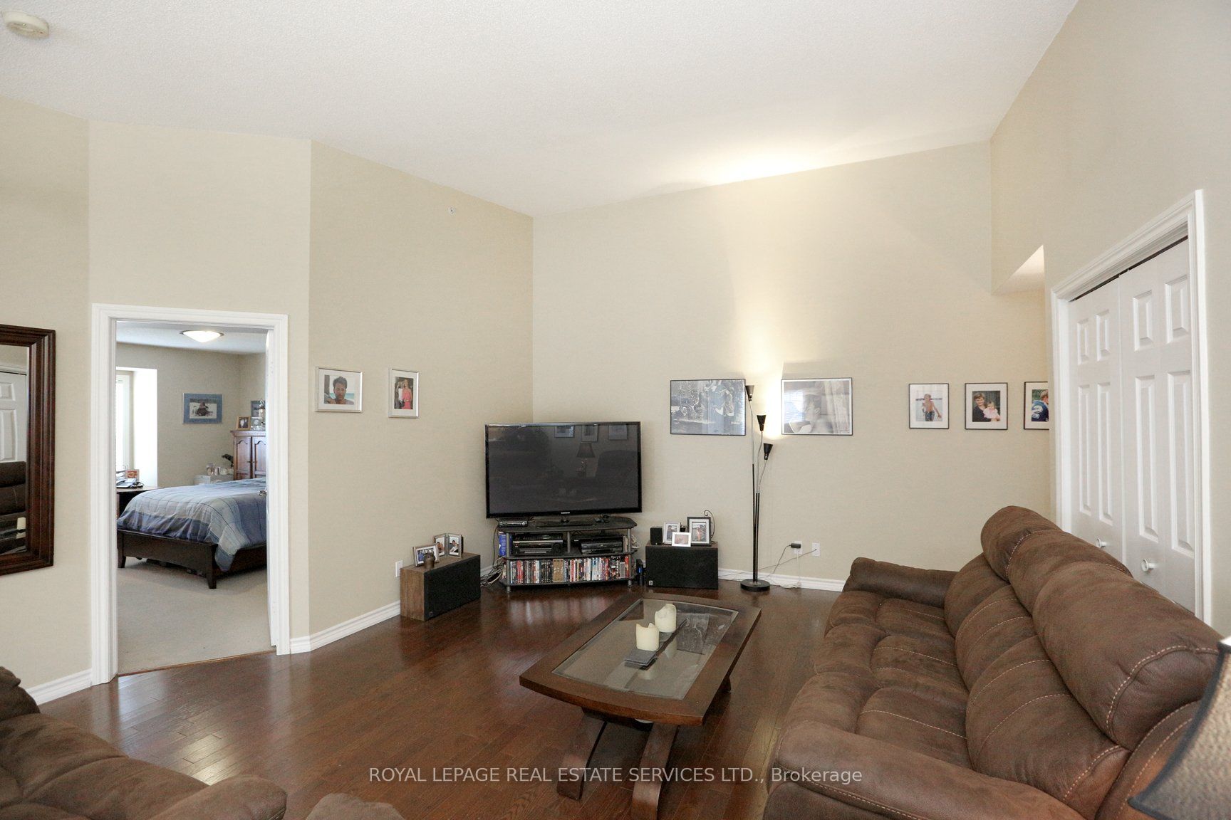 1470 Bishops Gate 402