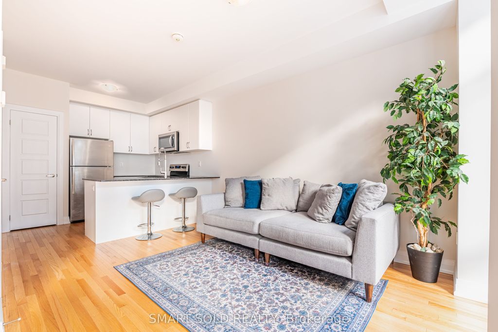 Photo of 713 Lawrence Avenue W #14, Toronto, ON M6A 1B4 (MLS # W13024890)