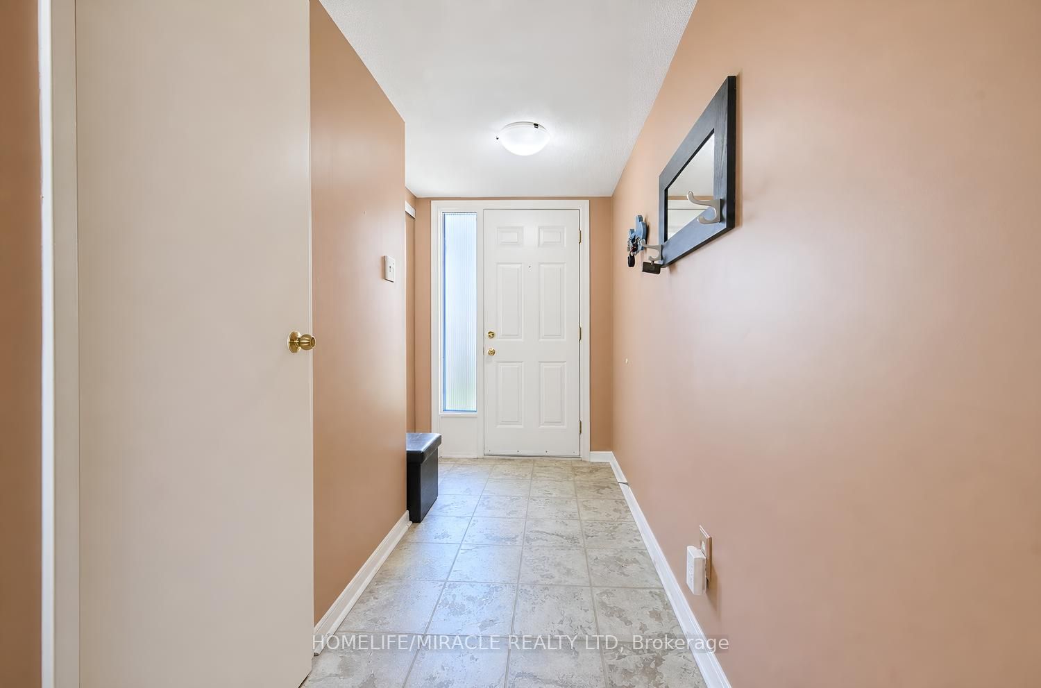 63 Mccallum Court