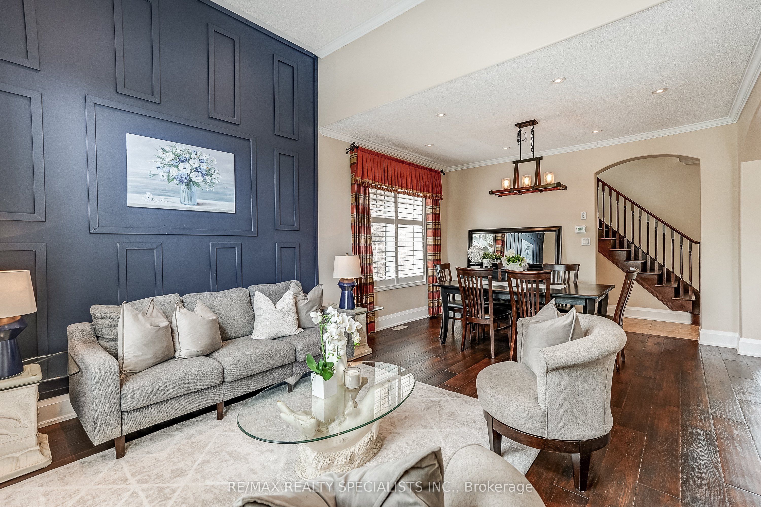 496 Cusick Circle
