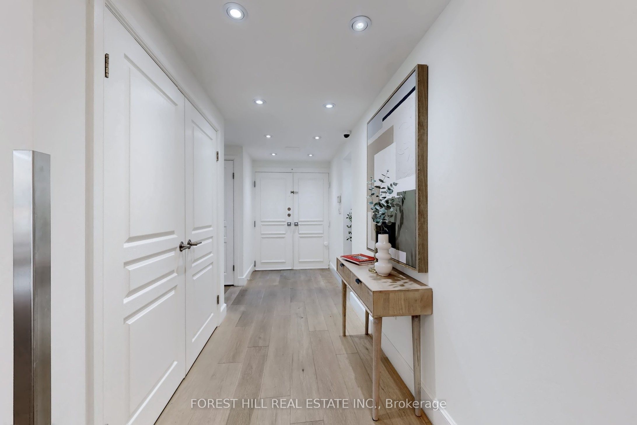 110 Bloor Street W 710