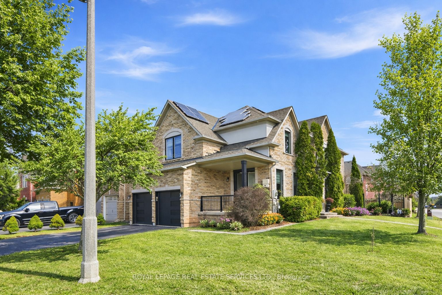 2353 Woodcrest Drive