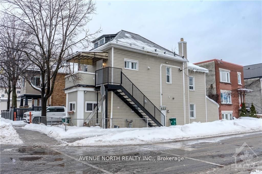Photo of 216 Hannah Street, Vanier and Kingsview Park, ON K1L 7M8 (MLS # X12873262)