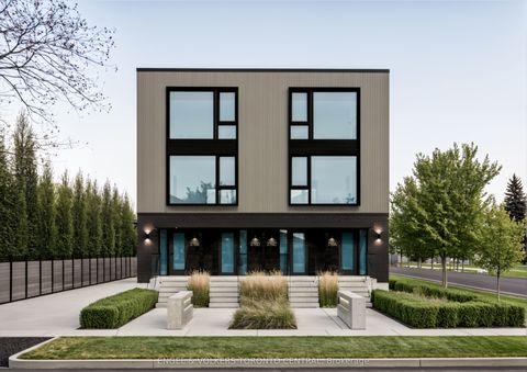 276 Lanor Avenue C Toronto ON M8W 2P9