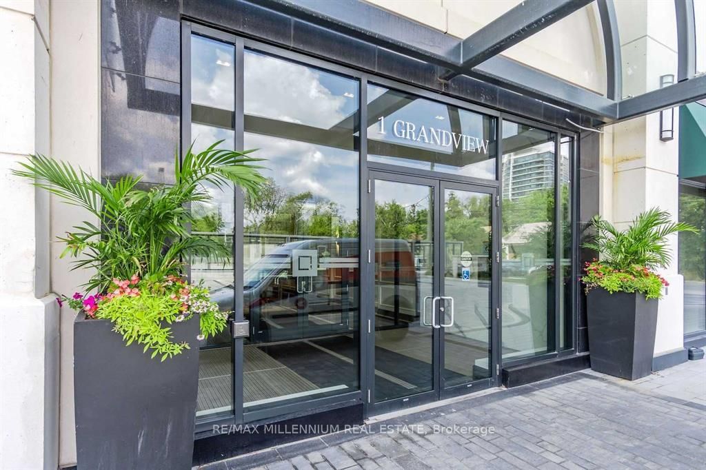 1 Grandview Avenue 507