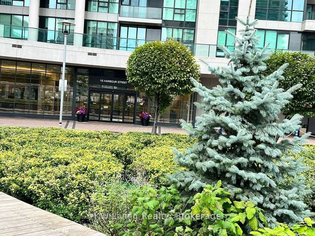 16 Harbour Street 4405