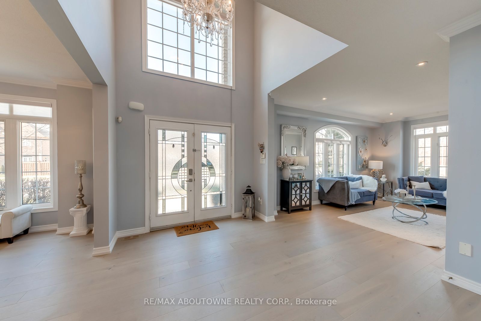 2389 Grand Oak Trail