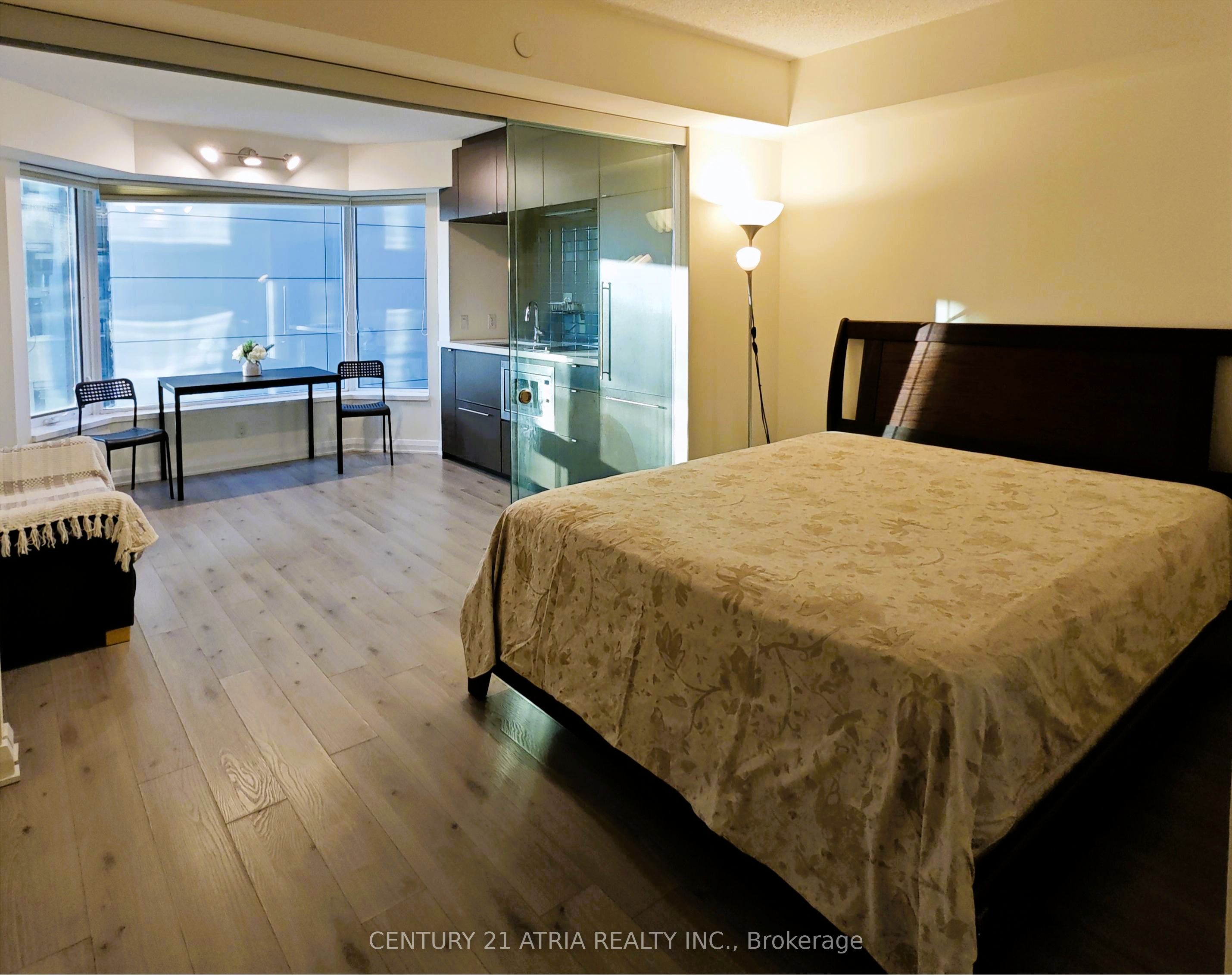 155 Yorkville Avenue 605