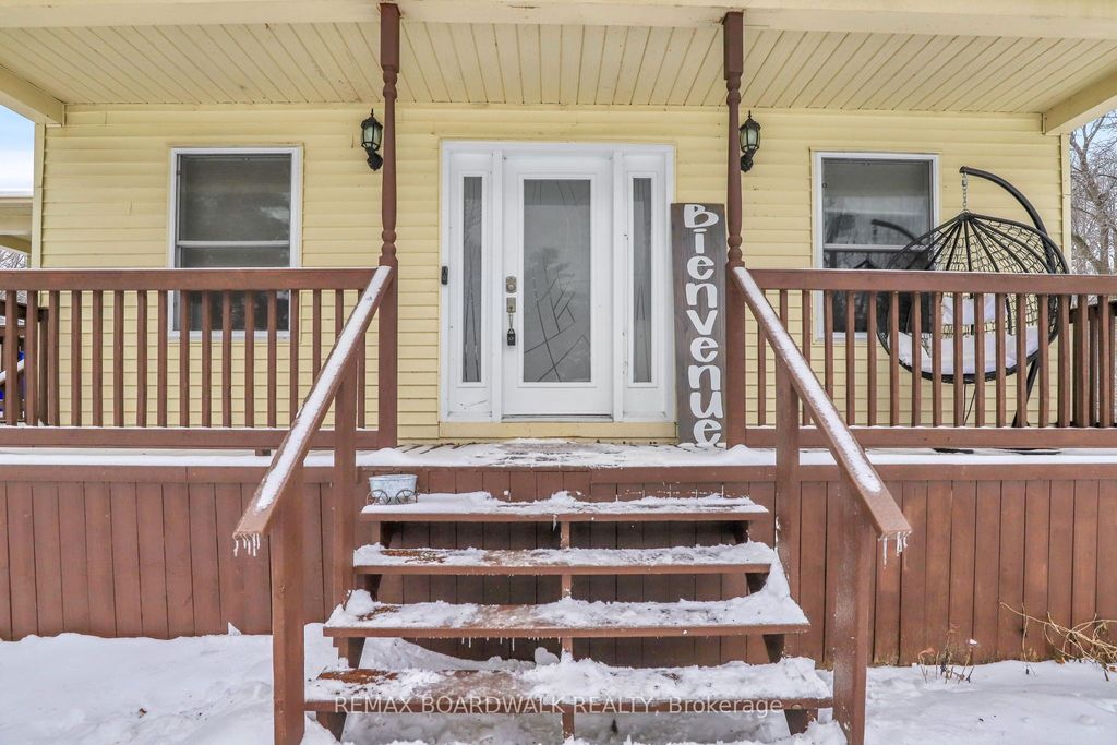 Photo of 28 JEAN PAUL Road, The Nation, ON K0A 1M0 (MLS # X12655208)