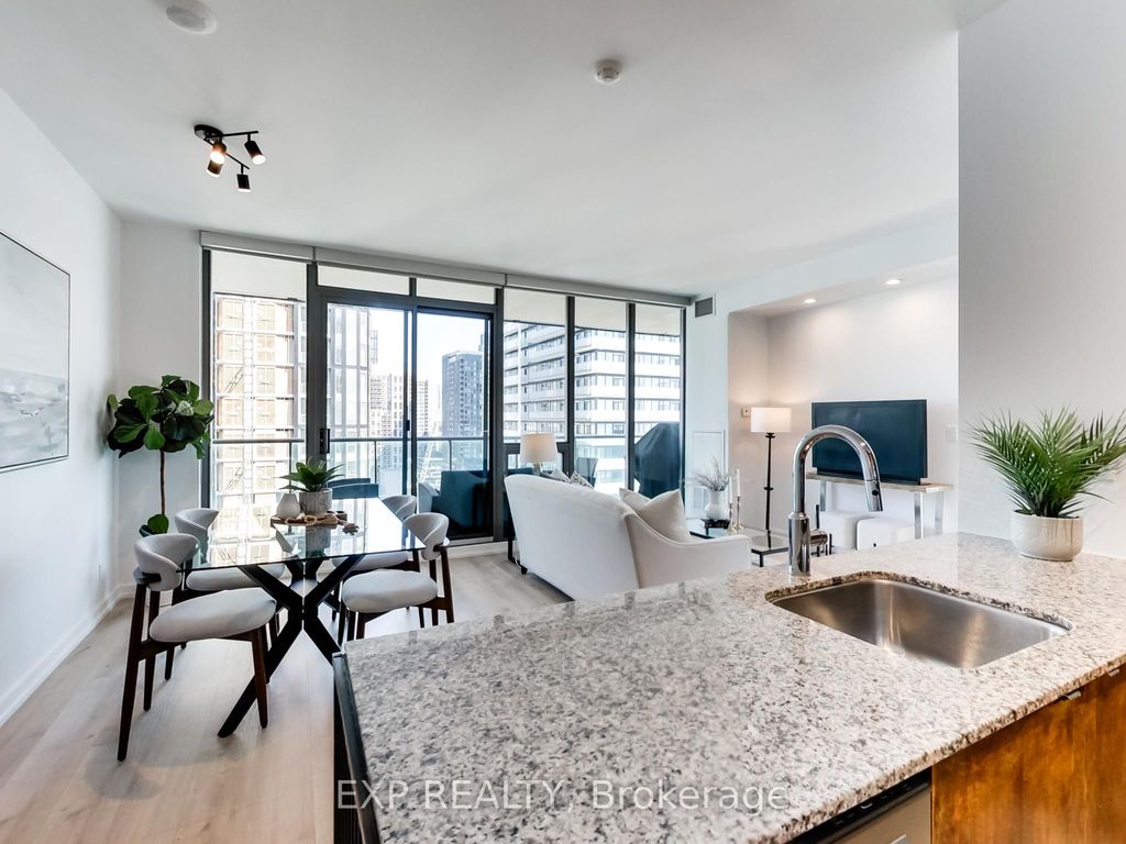 Photo of 33 Lombard Street #1906, Toronto, ON M5C 3H8 (MLS # C13208722)