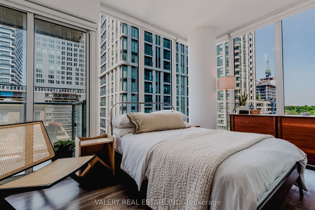 Photo of 195 Redpath Avenue #712, Toronto, ON M4P 0E4 (MLS # C12363441)