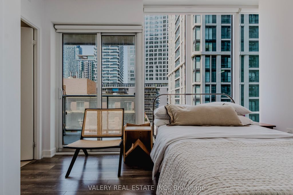 Photo of 195 Redpath Avenue #712, Toronto, ON M4P 0E4 (MLS # C12363441)