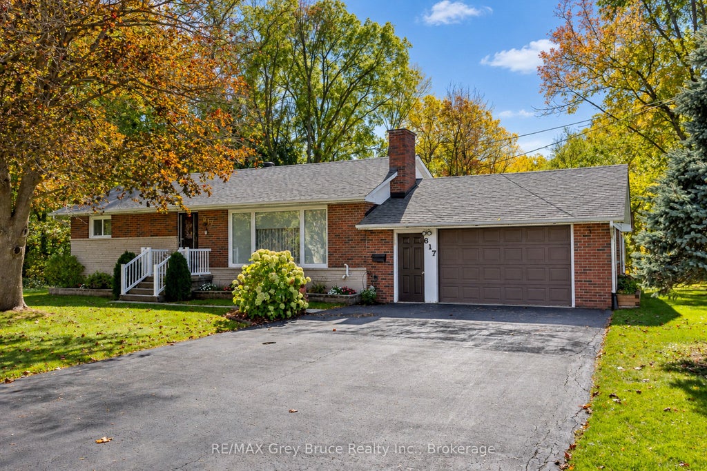 Photo of 617 17th Street W, Owen Sound, ON N4K 4B9 (MLS # X14019226)