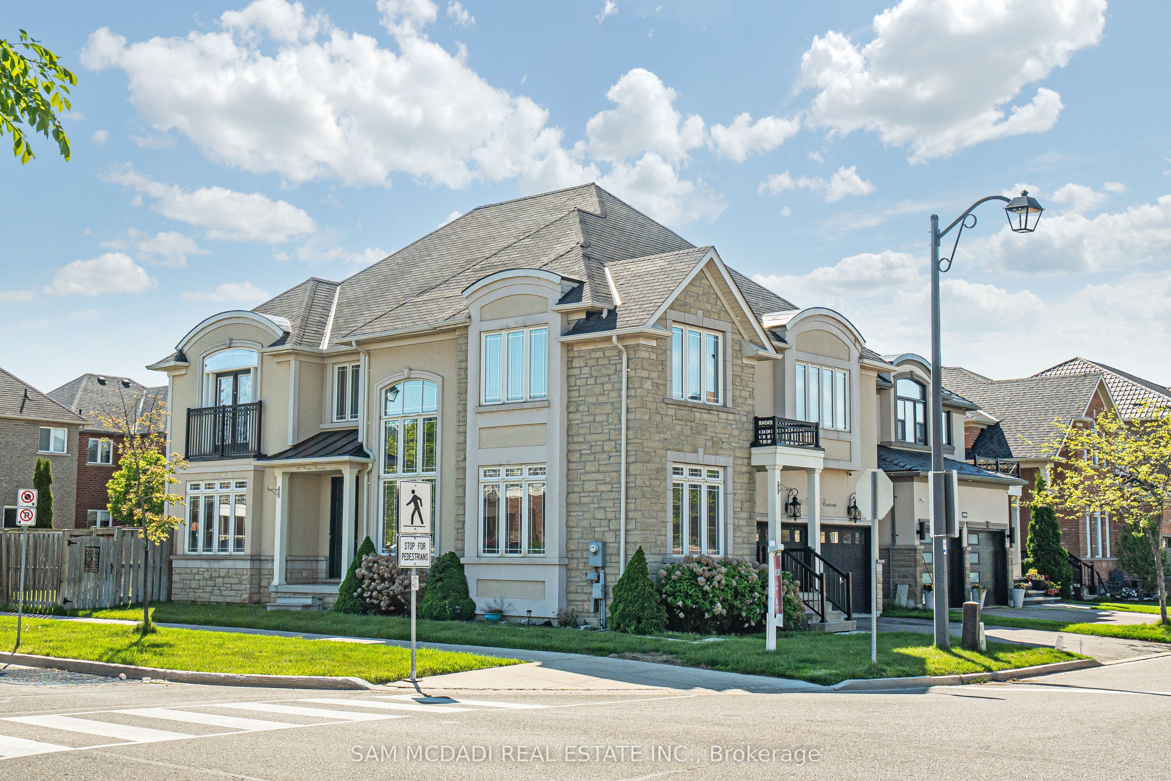 700 Serafini Crescent