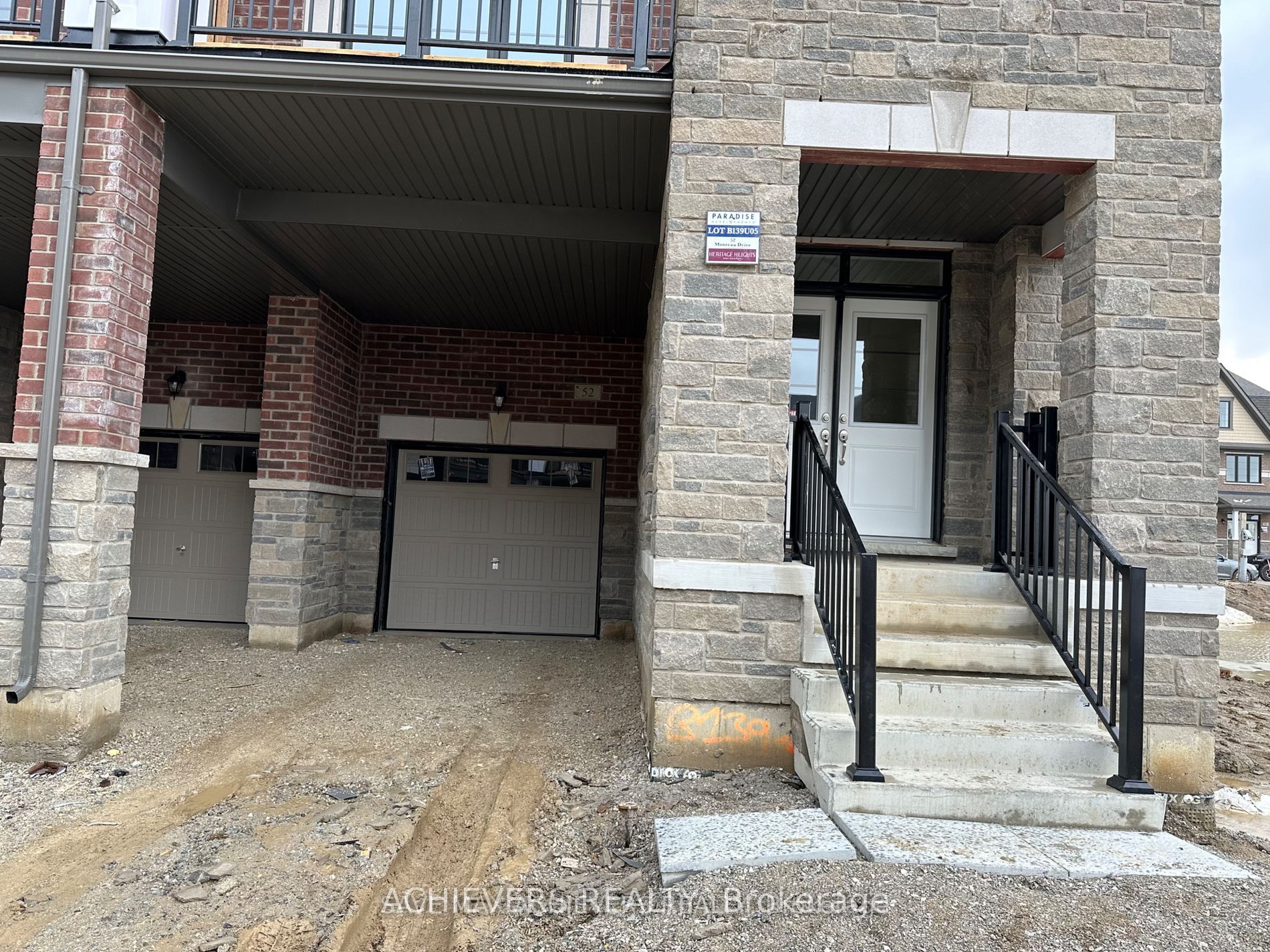 52 Monreau Drive