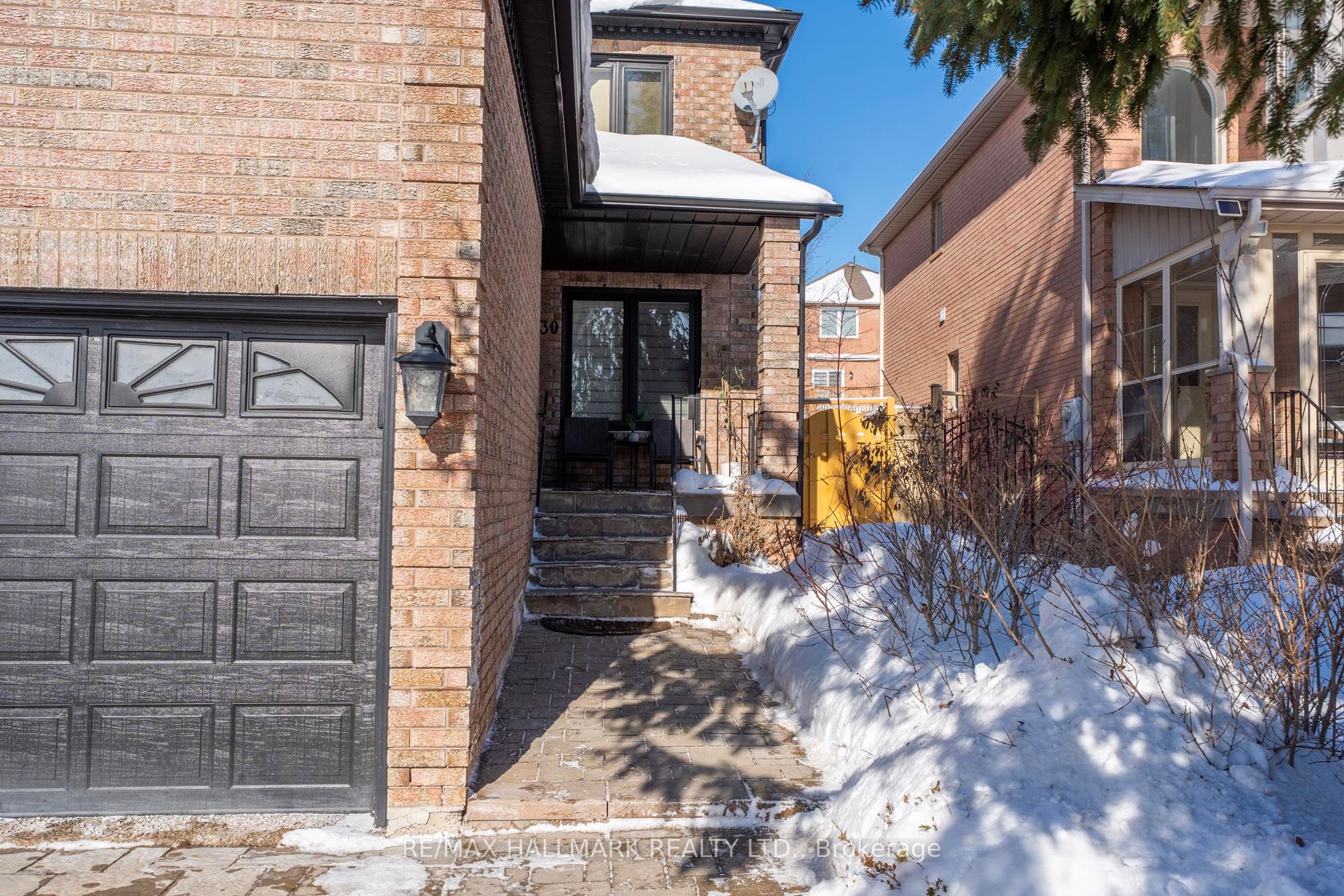 30 Painted Rock Avenue Main