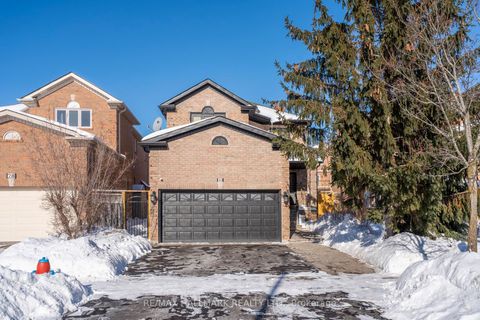 30 Painted Rock Avenue Main Richmond Hill ON L4S 1R6