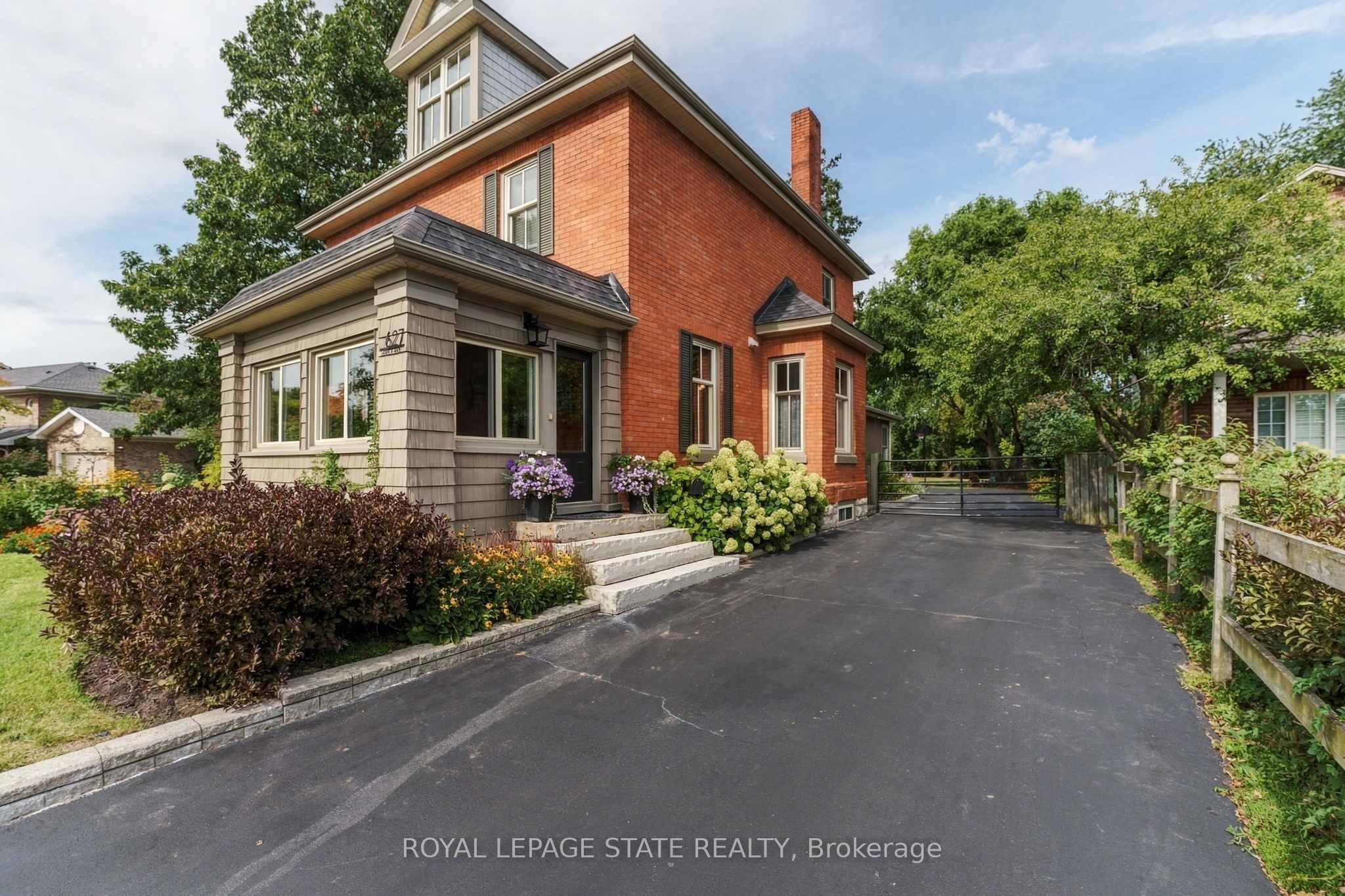 627 Maple Avenue