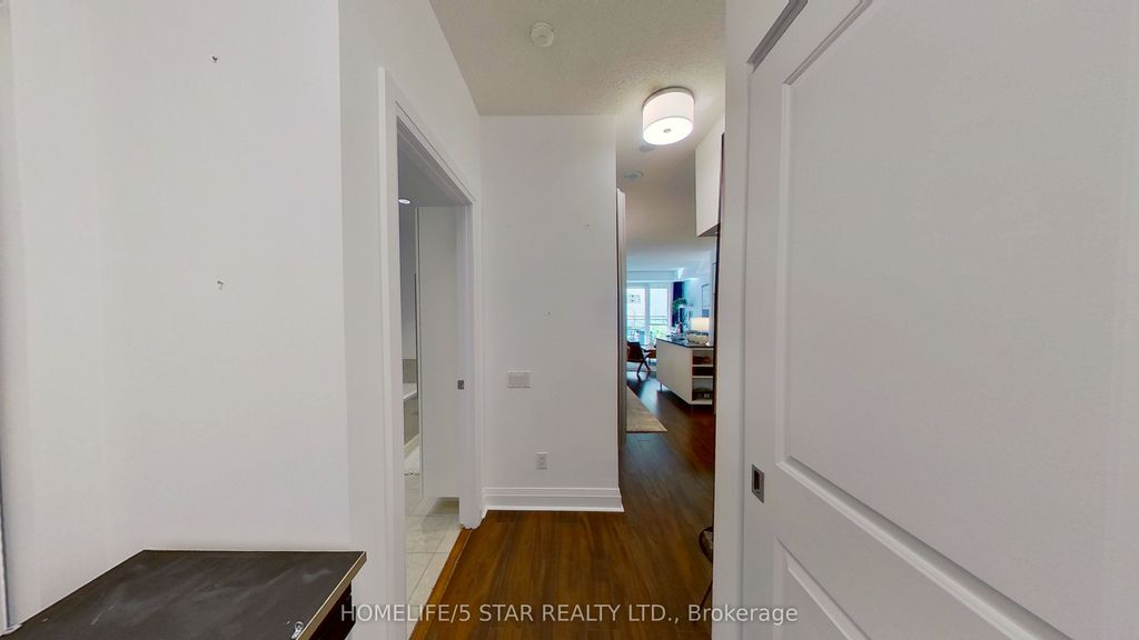 Photo of 25 SCRIVENER Square #209, Toronto, ON M4W 3Y6 (MLS # C12753288)