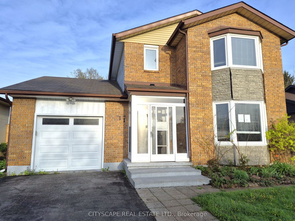 Photo of 11 Ashely Court, Kitchener, ON N2E 2Z6 (MLS # X13154272)