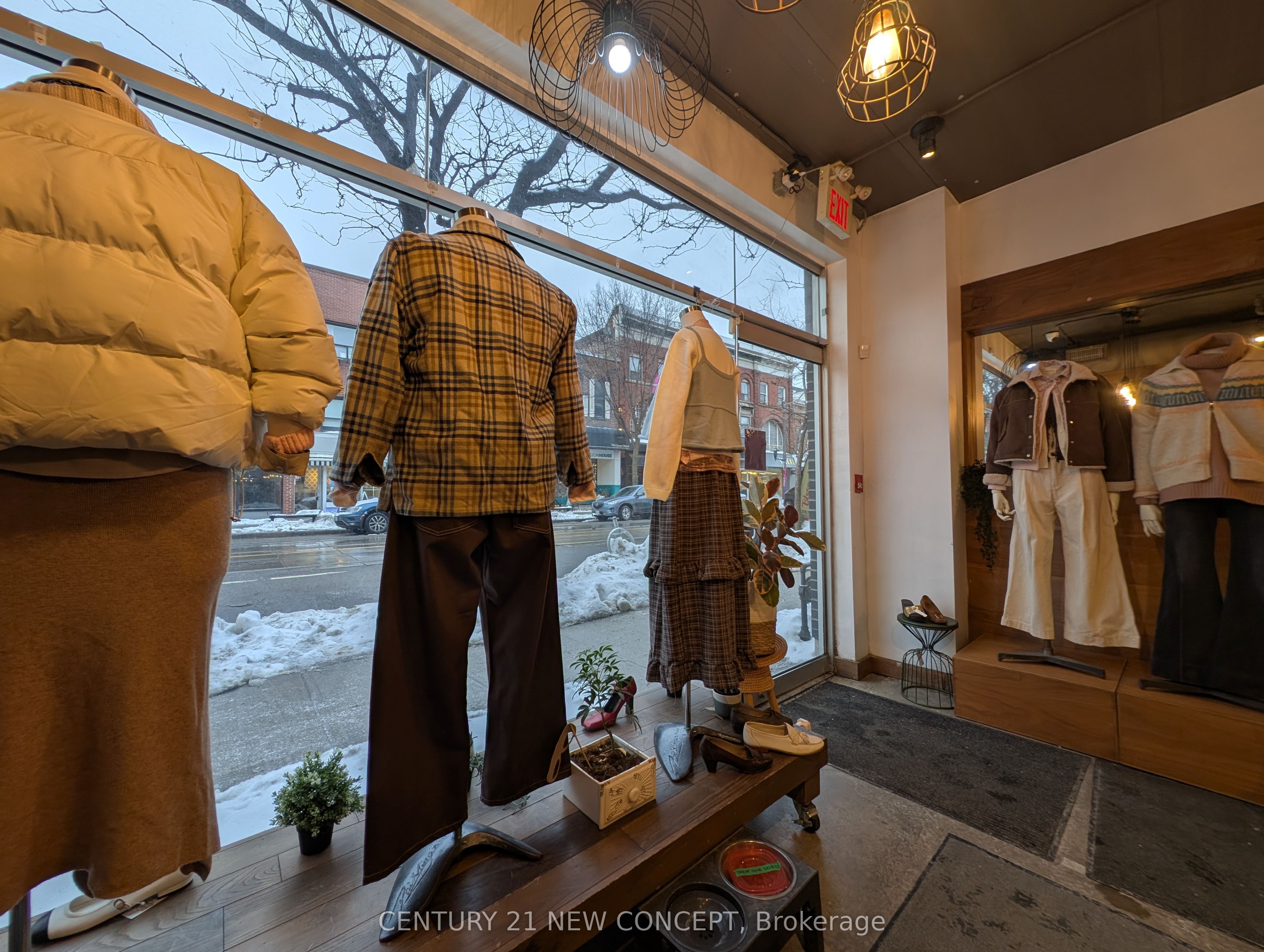 747 Queen Street E 101