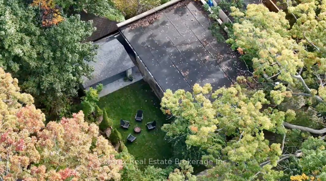 37 Victoria Park Avenue