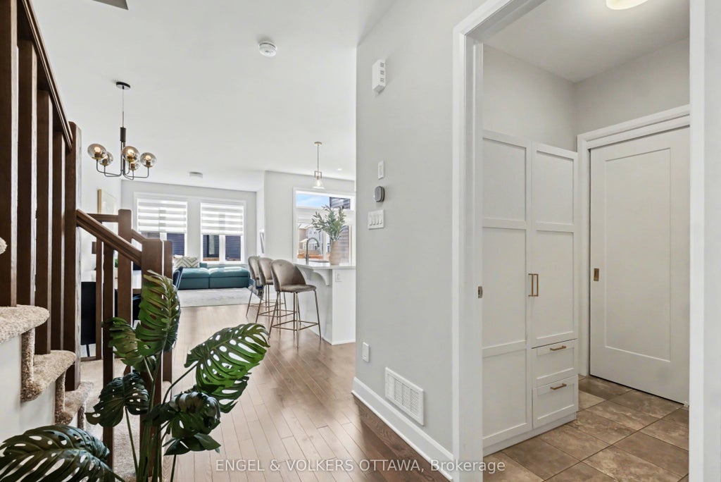 Photo of 57 Mandevilla Crescent, Blossom Park - Airport and Area, ON K1T 0Y2 (MLS # X13807536)