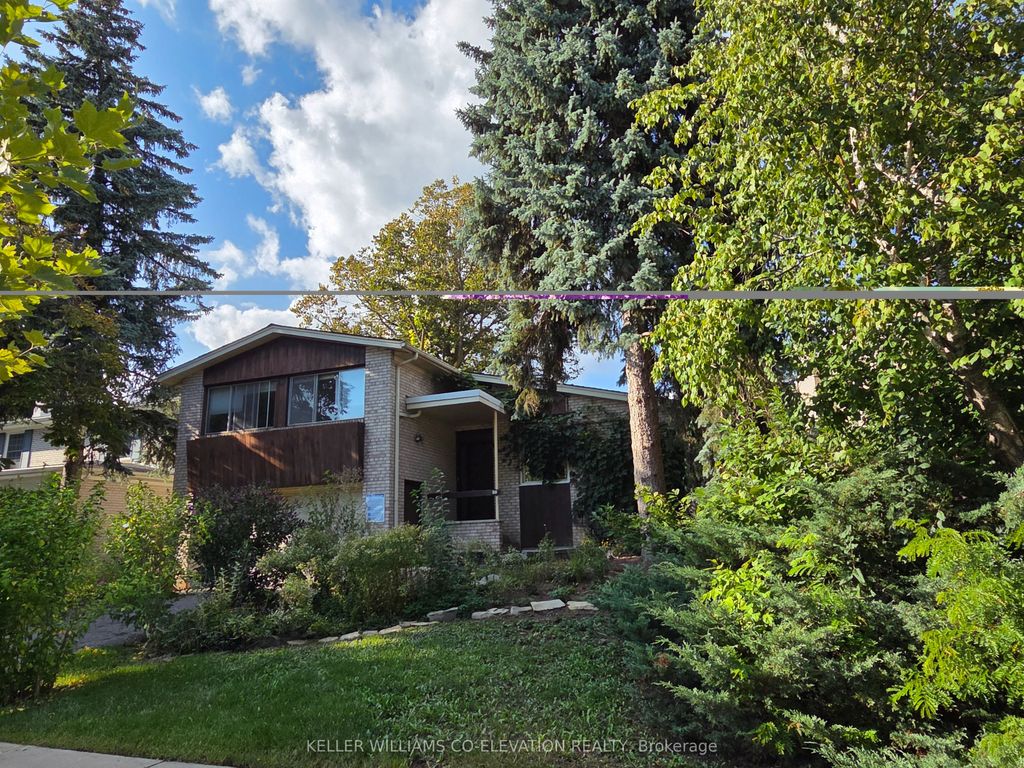 Photo of 36 Danville Drive, Toronto, ON M2P 1J1 (MLS # C12449526)