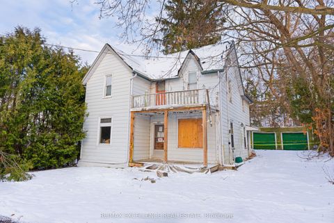 Property photo of 365 cotter street, newmarket, ON l3y 3x9
