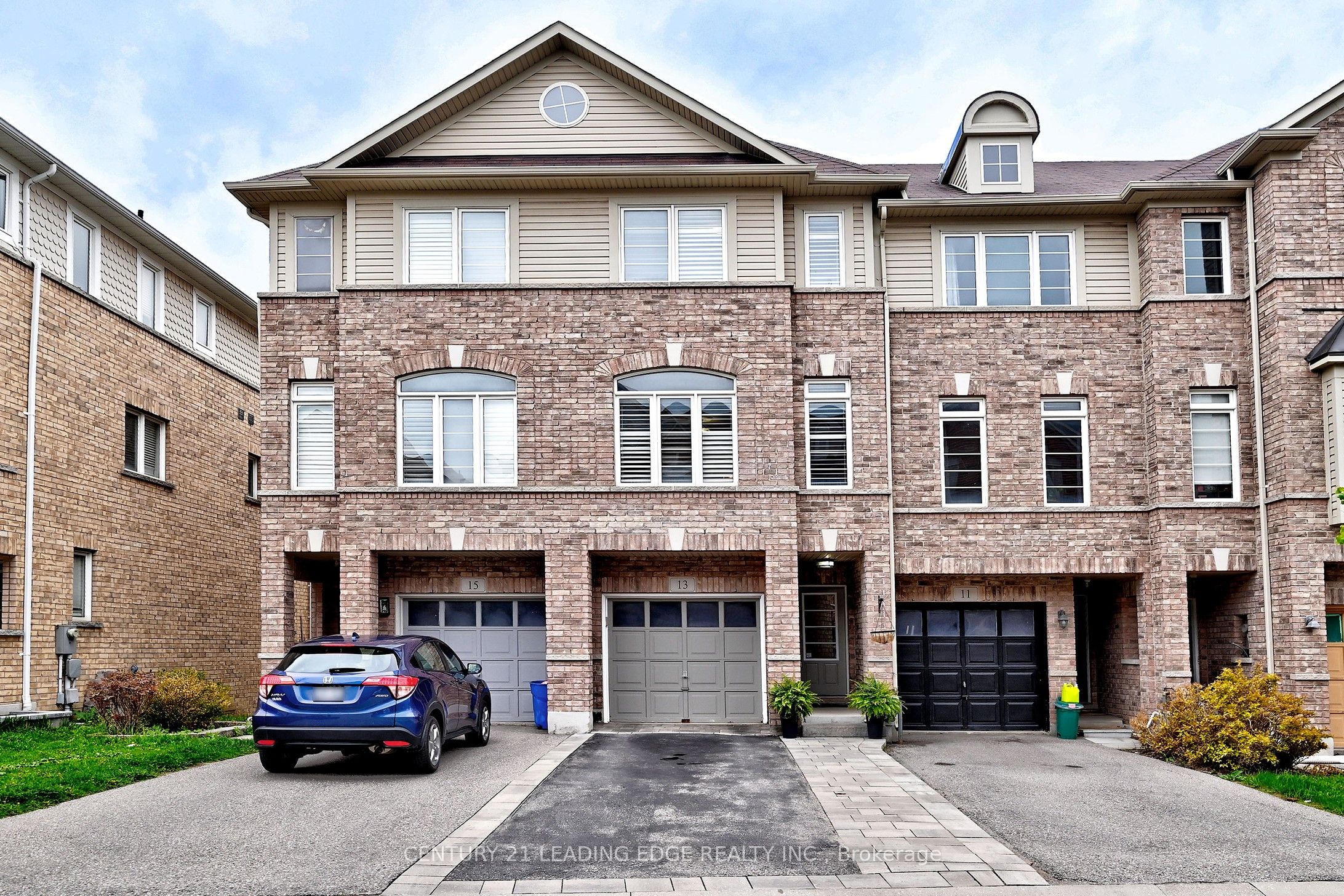 13 Beehive Lane