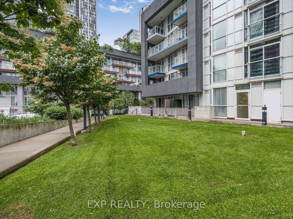 Photo of 75 Queens Wharf Road #116, Toronto, ON M5V 0J8 (MLS # C12387414)