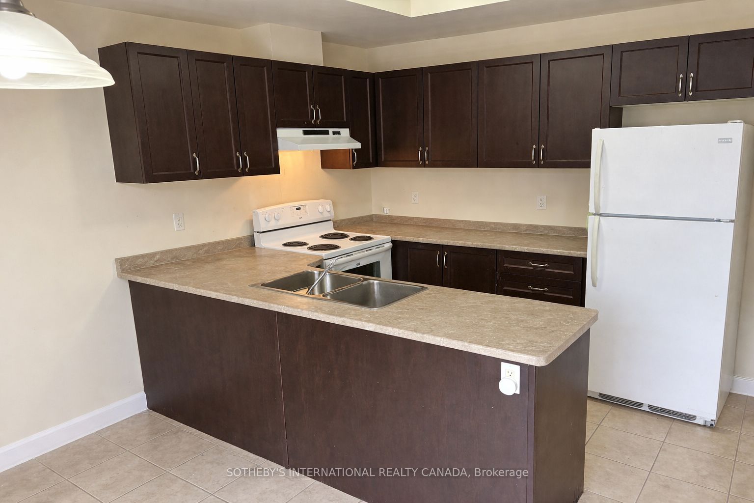 4121 Palermo Common 14