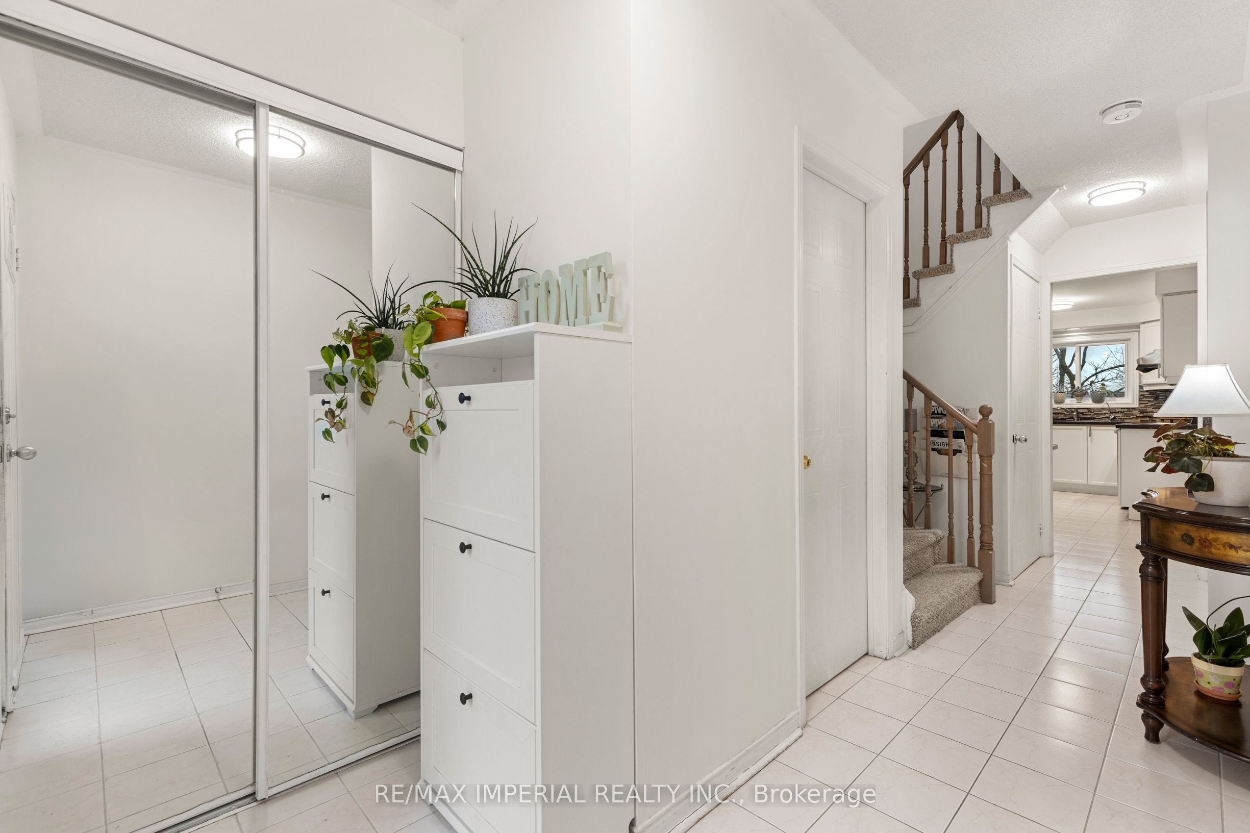 5305 Glen Erin Drive 37B