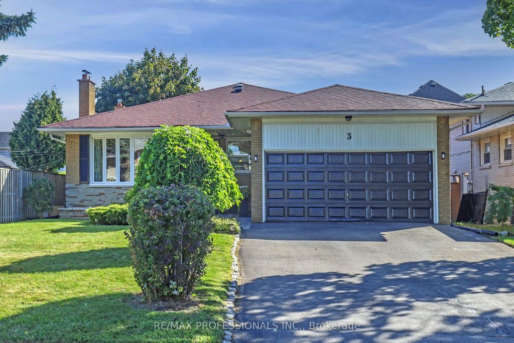Photo of 3 Hartsdale Drive, Toronto, ON M9R 2S1 (MLS # W12376746)