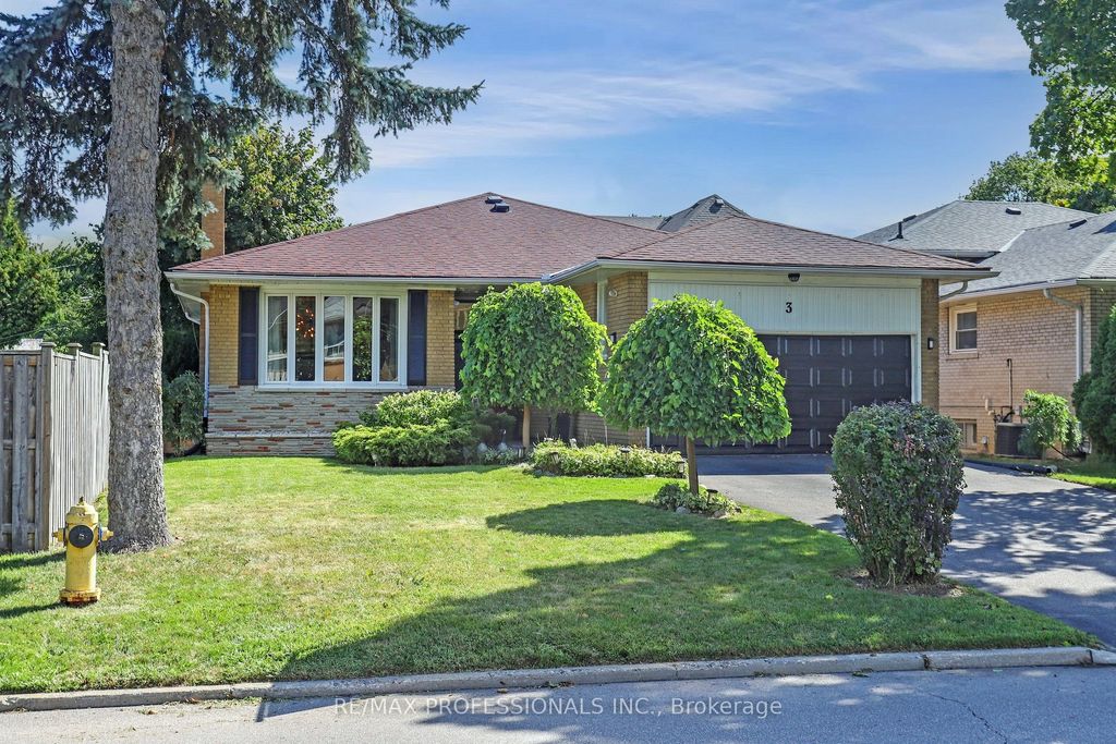 Photo of 3 Hartsdale Drive, Toronto, ON M9R 2S1 (MLS # W12376746)