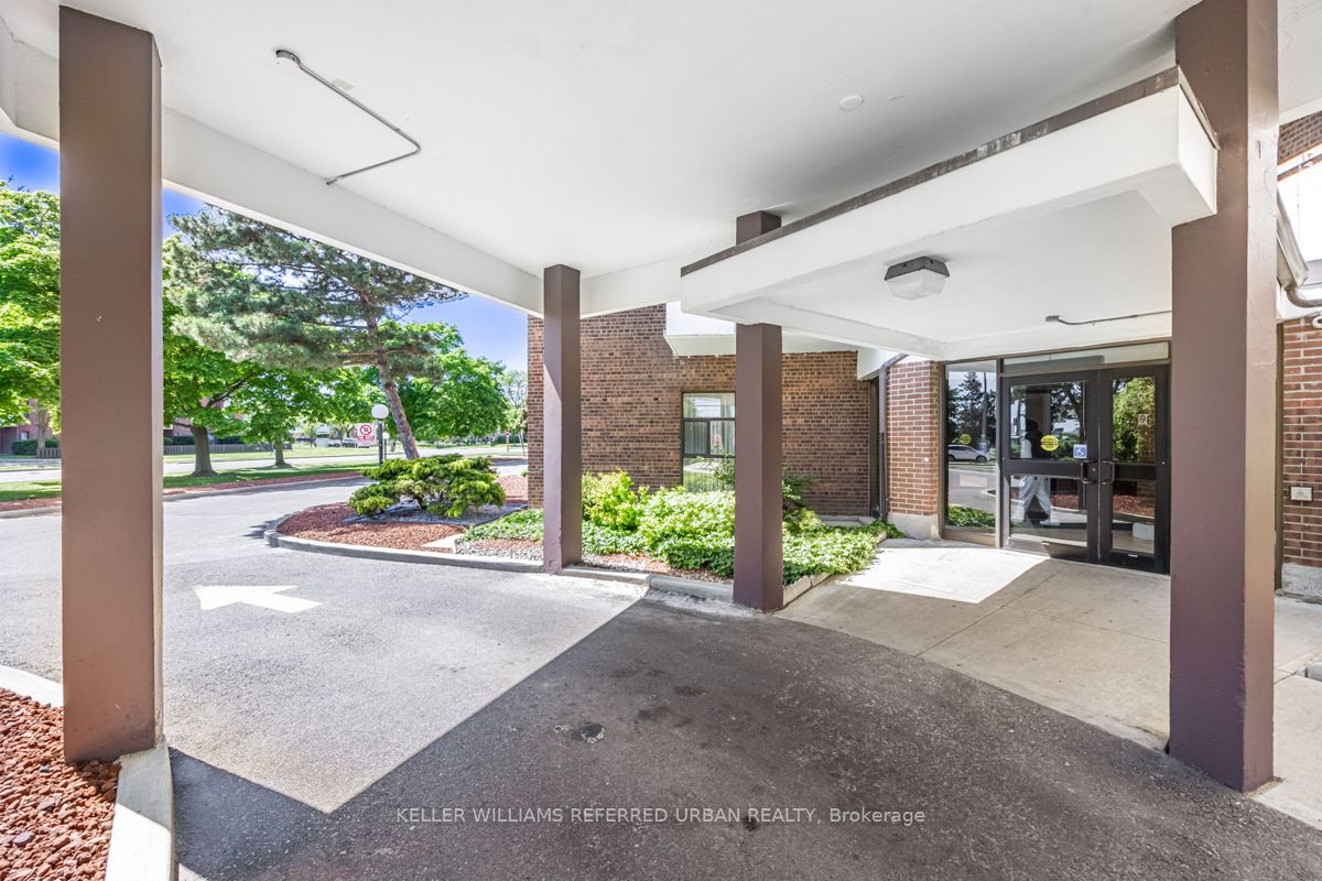 3025 Queen Frederica Drive 1007