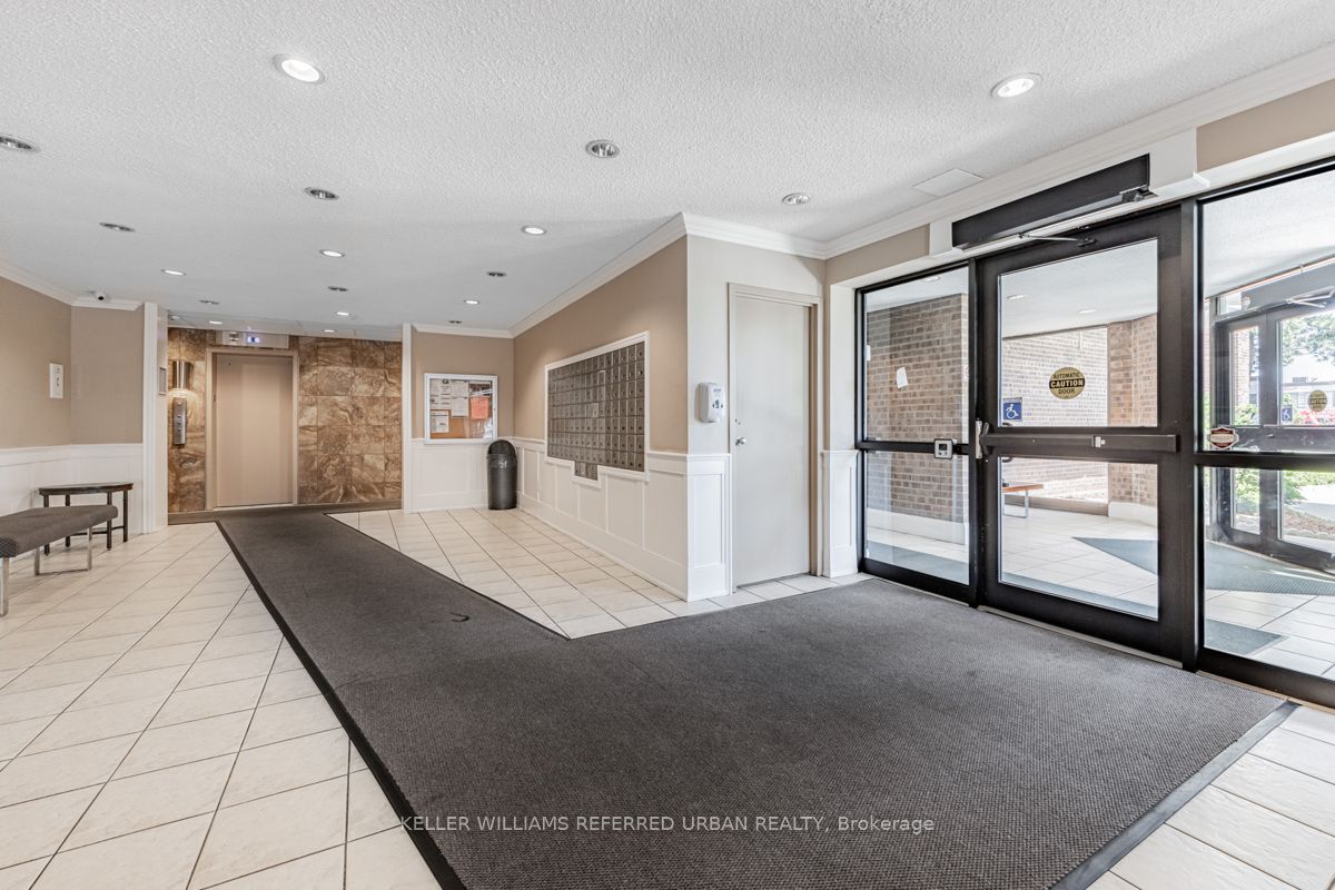 3025 Queen Frederica Drive 1007