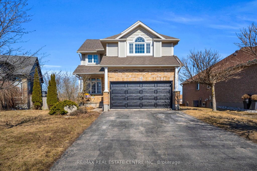 Photo of 27 Cameron Court, Orangeville, ON L9W 5G8 (MLS # W13104662)