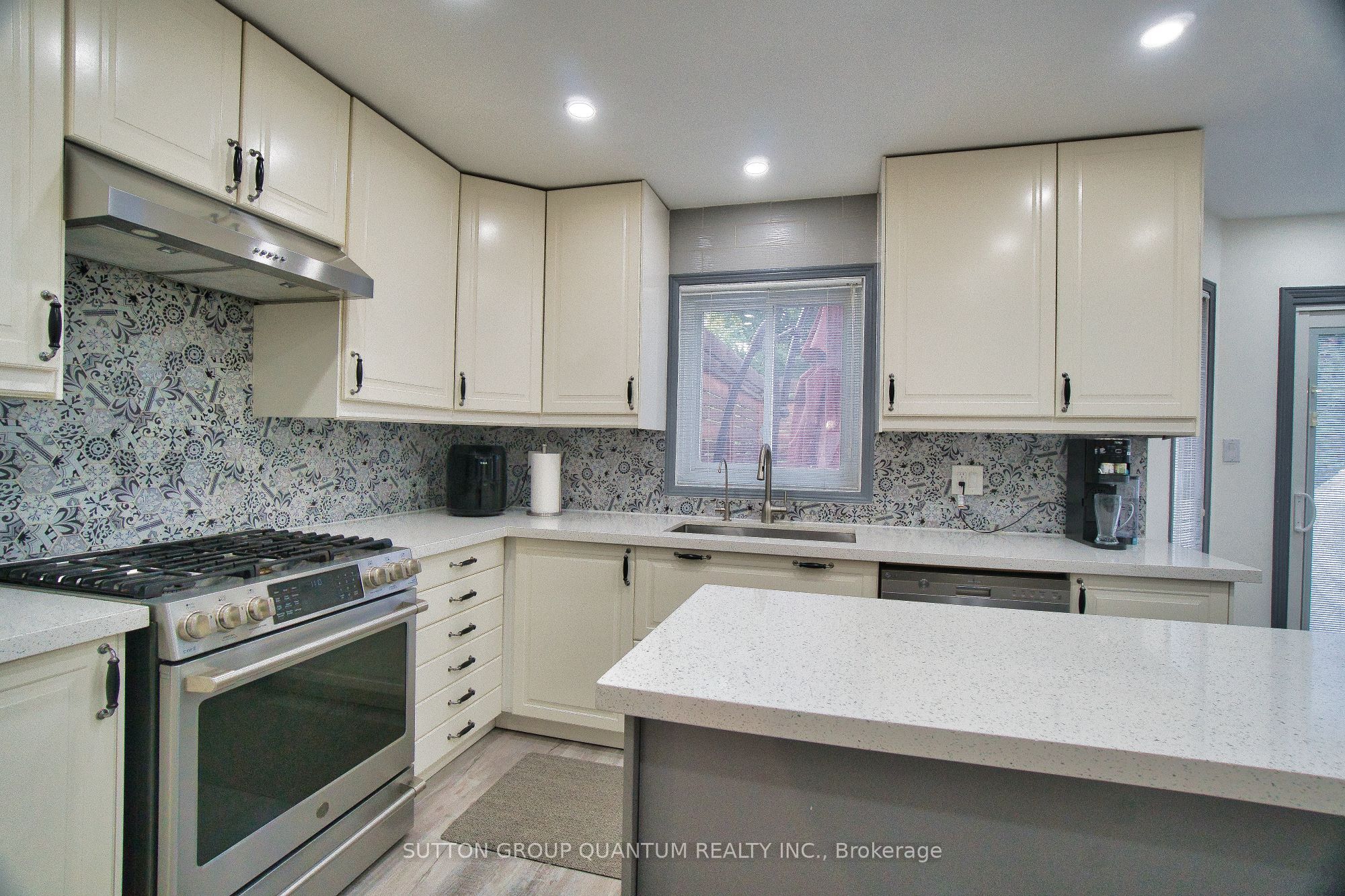 3523 Pintail Circle