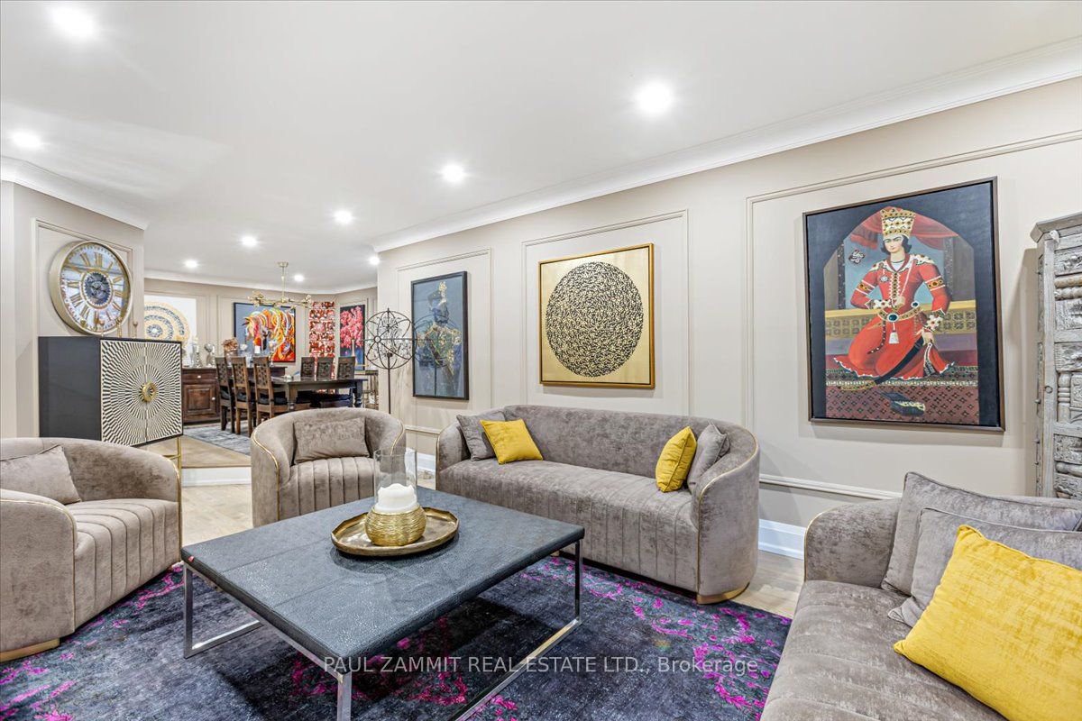 20 Ladyslipper Court