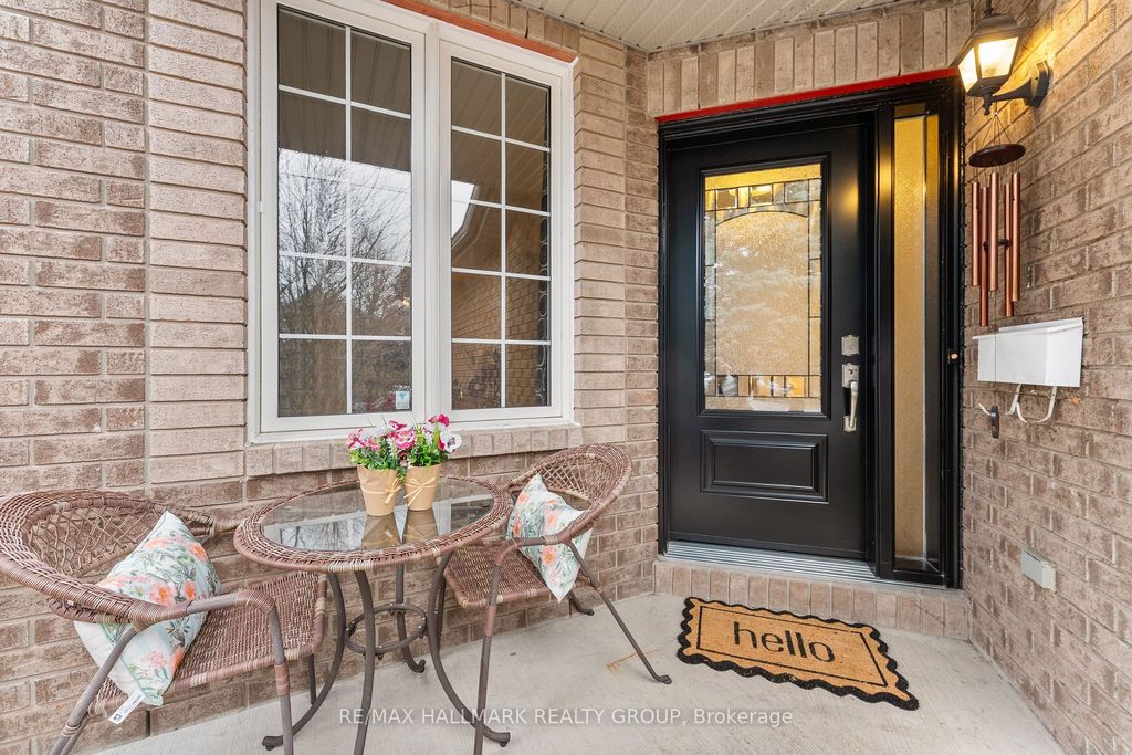 Photo of 42 Nortoba Crescent, Kanata, ON K2T 1H5 (MLS # X13009676)