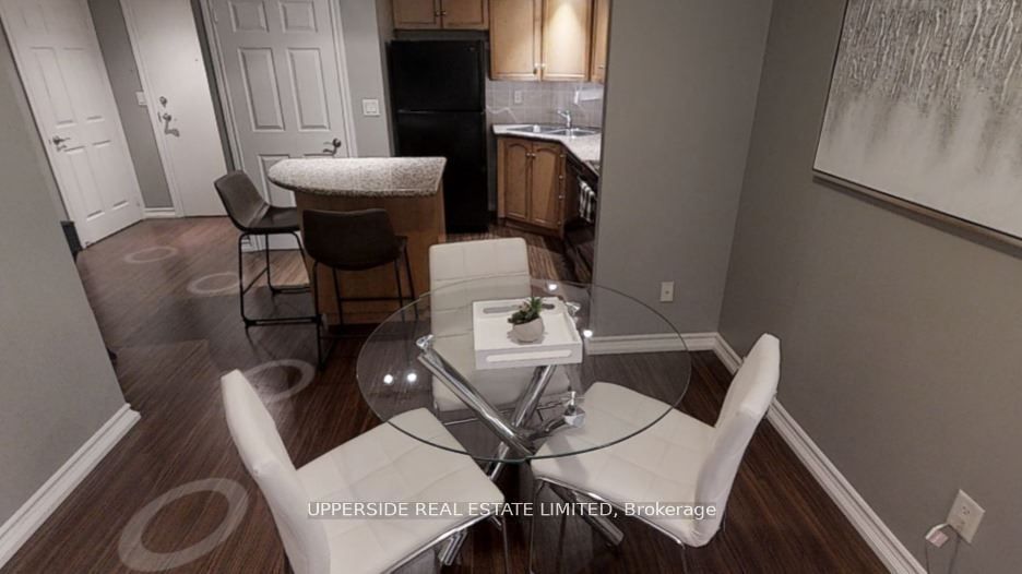 250 Wellington Street W 629