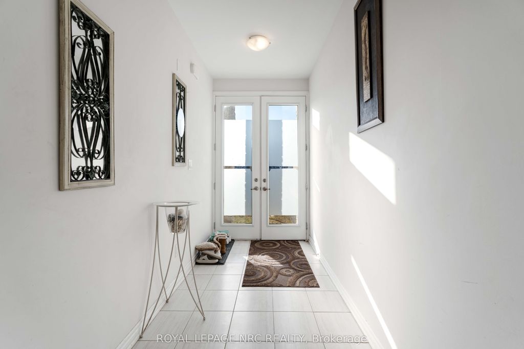 Photo of 233 Louise Street, Welland, ON L3B 1S9 (MLS # X12852760)