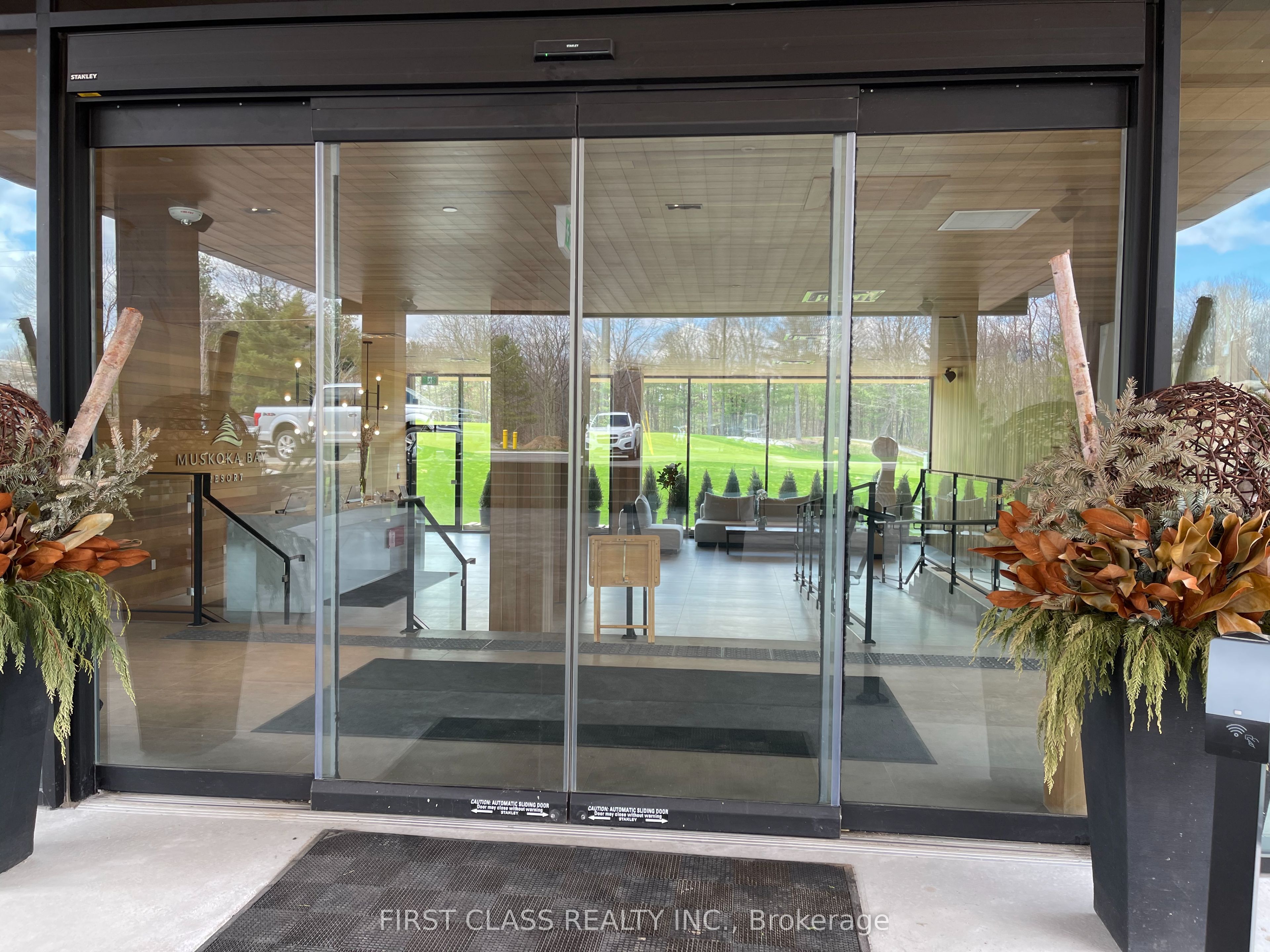 120 Carrick Trail 306