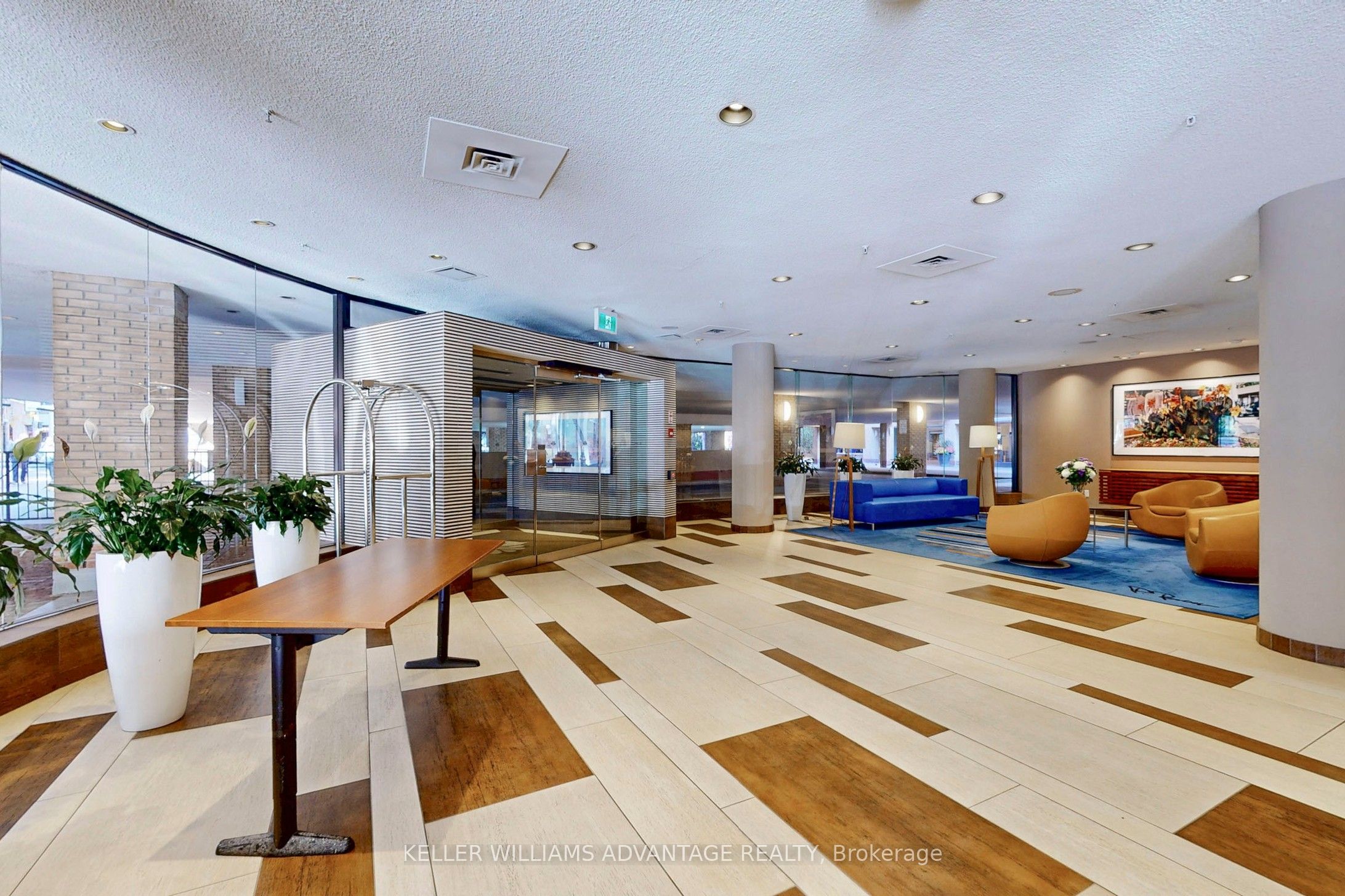 35 Church Street 713