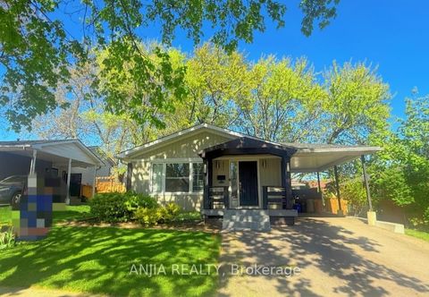 2271 Sheffield Drive Burlington ON L7P 2X4