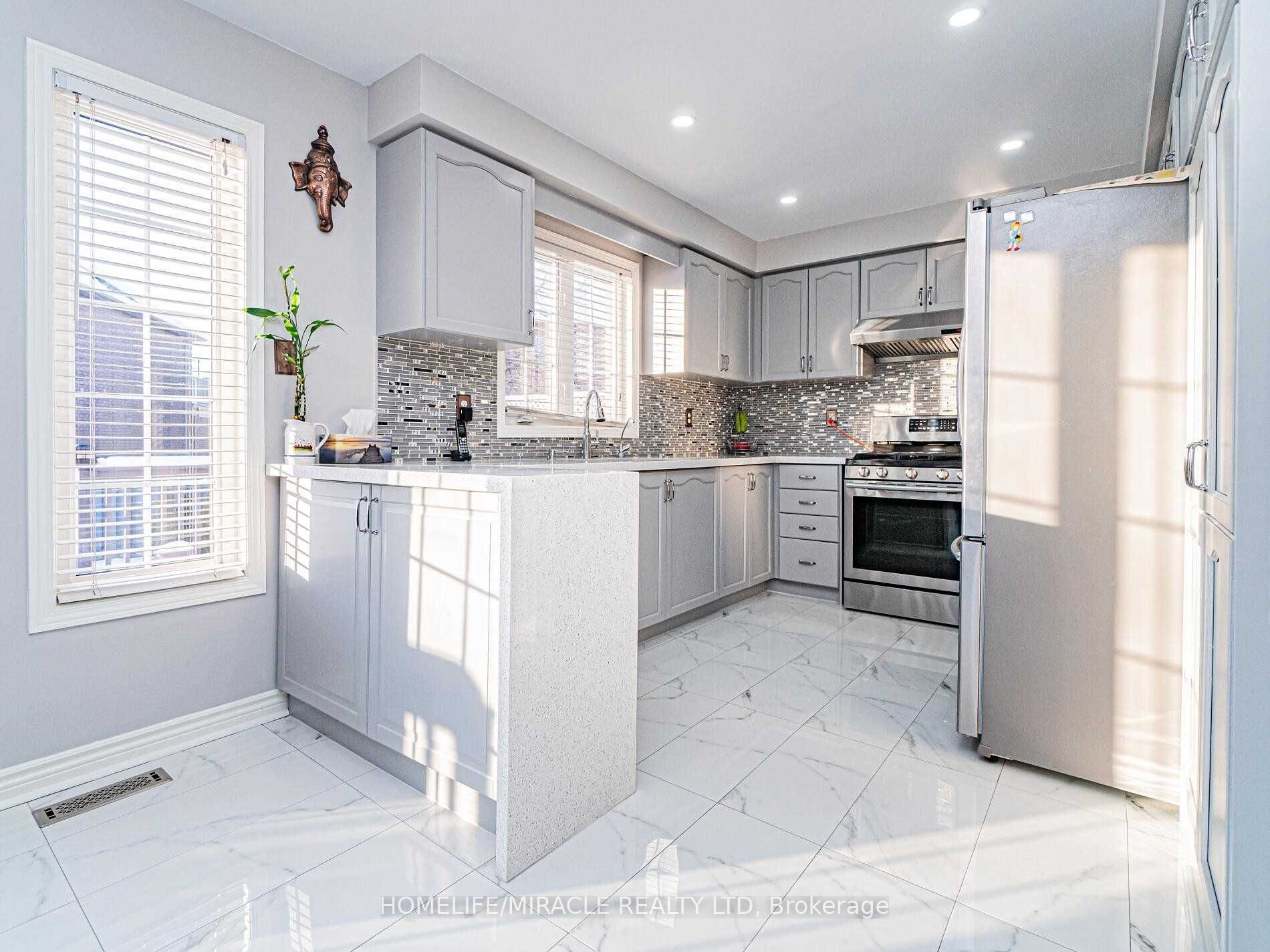 76 Starhill Crescent