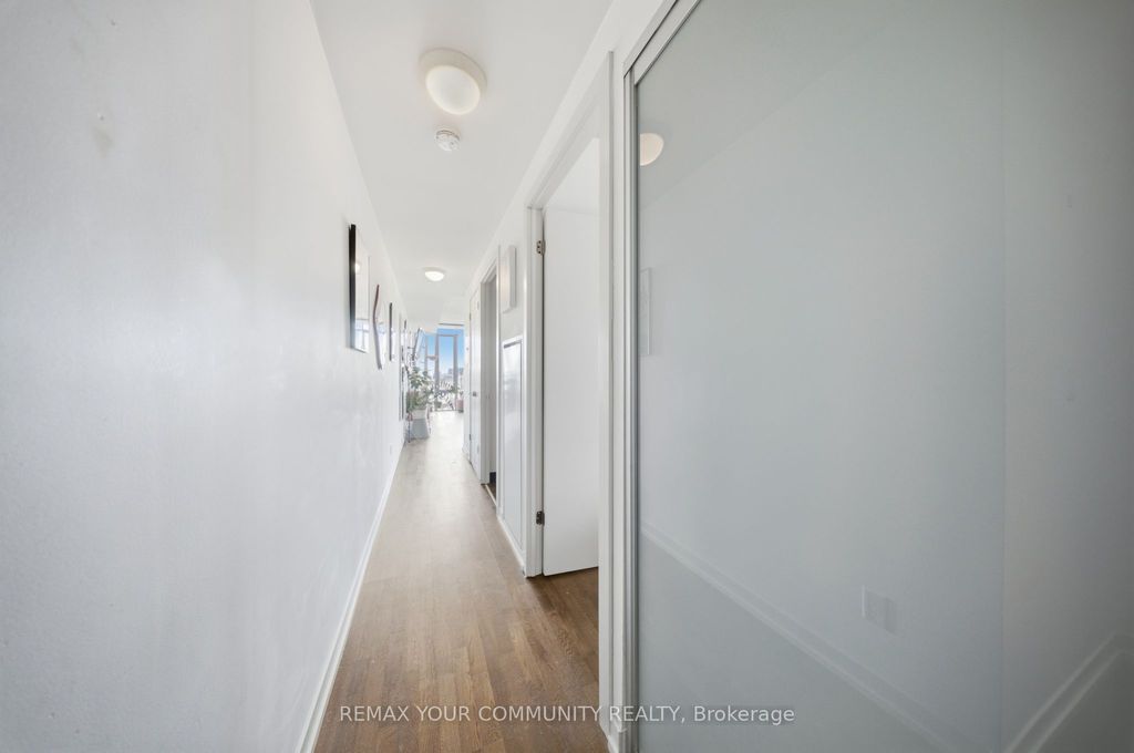 Photo of 95 Bathurst Street #1307, Toronto, ON M5V 0H7 (MLS # C12825338)