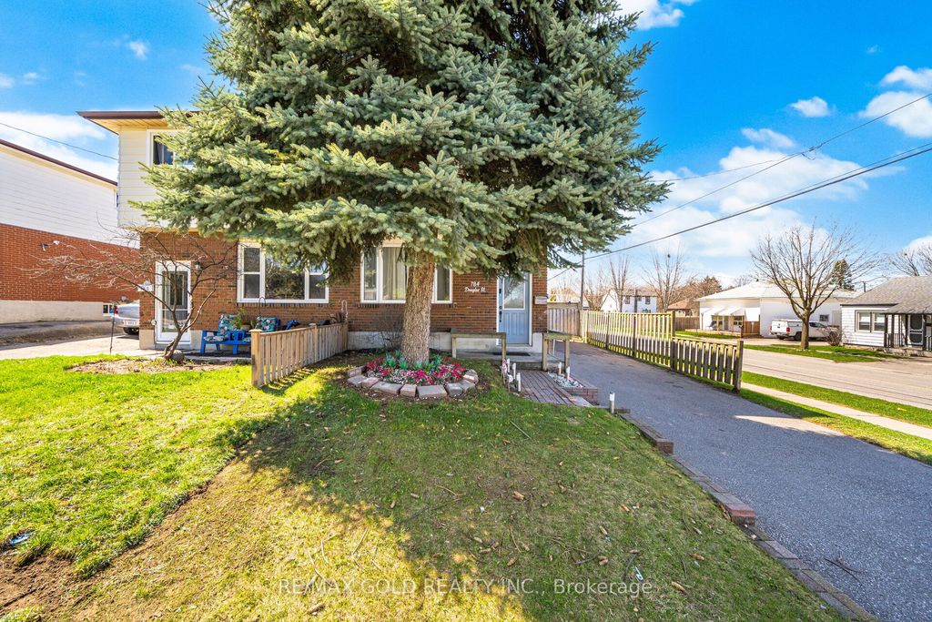 Photo of 784 Douglas Street, Oshawa, ON L1H 5C9 (MLS # E13038348)